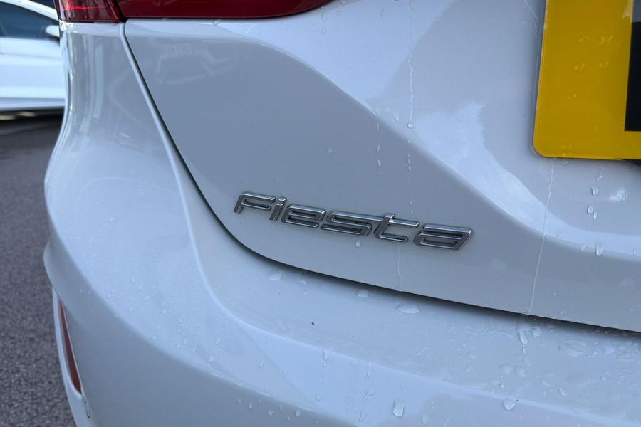 Ford FIESTA Photo autoimg-d42828e38f576b0510ac5321c4c56f76aca03202.jpg