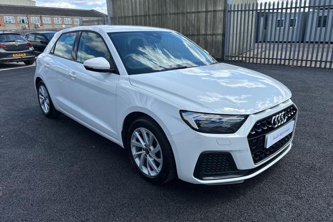 AUDI A1 Photo 21