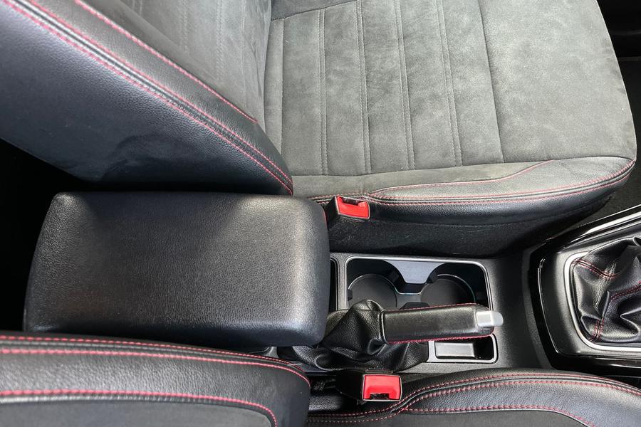 Ford ECOSPORT Photo autoimg-d4293837ca7b9a14ca53a5afde02f4e9726856ab.jpg