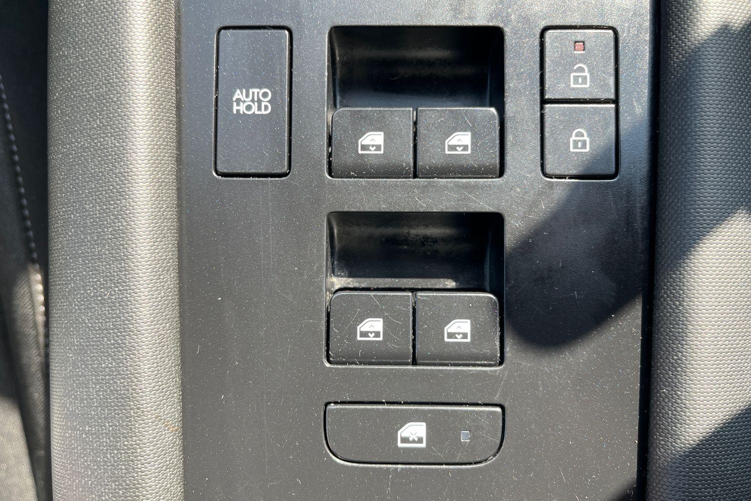 Hyundai IONIQ 6 Photo 15