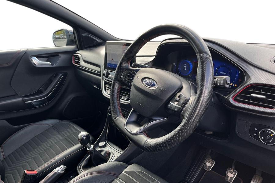 Ford PUMA Photo autoimg-d43175cd8f7576d415084adaae63ee09af718748.jpg