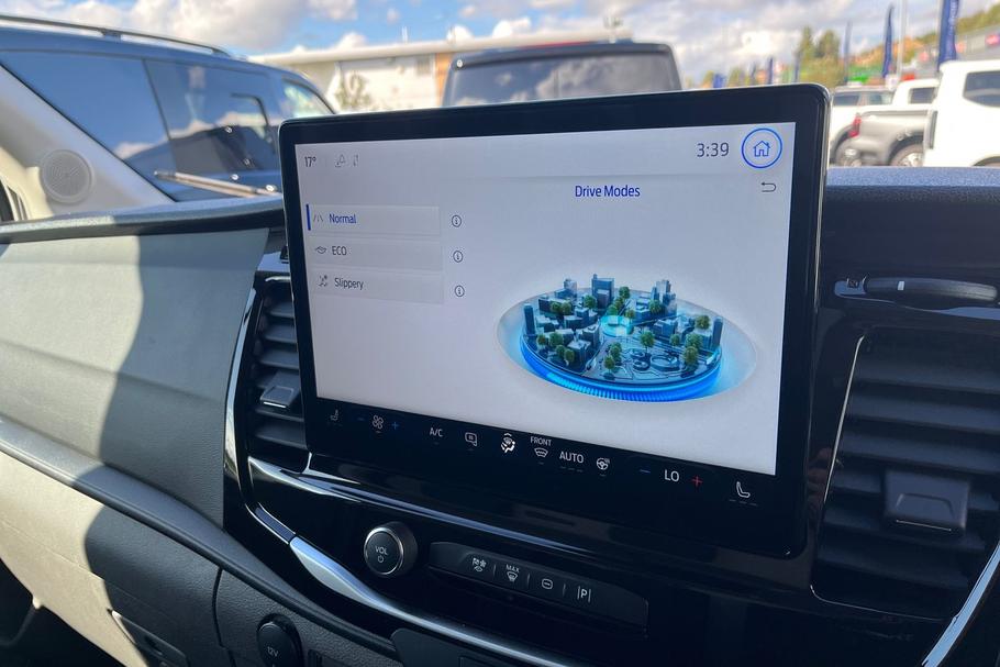 Used Ford E-TRANSIT 25