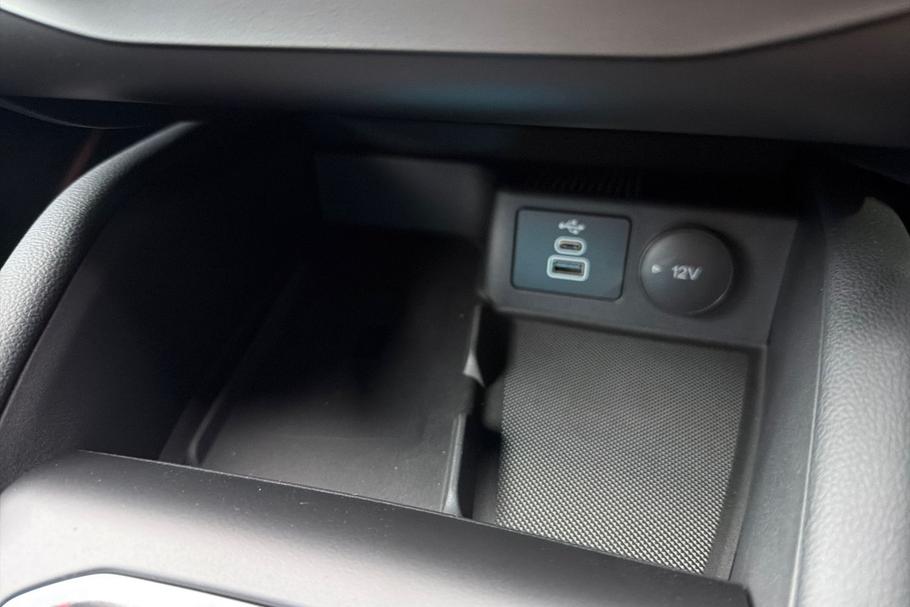 Used Ford FOCUS WR75UWH 32