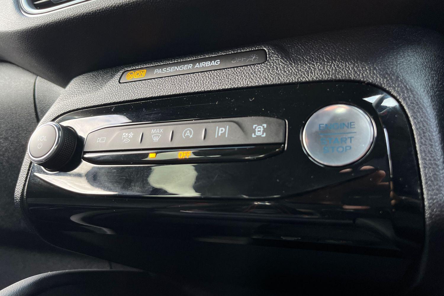 Ford Kuga Photo 32