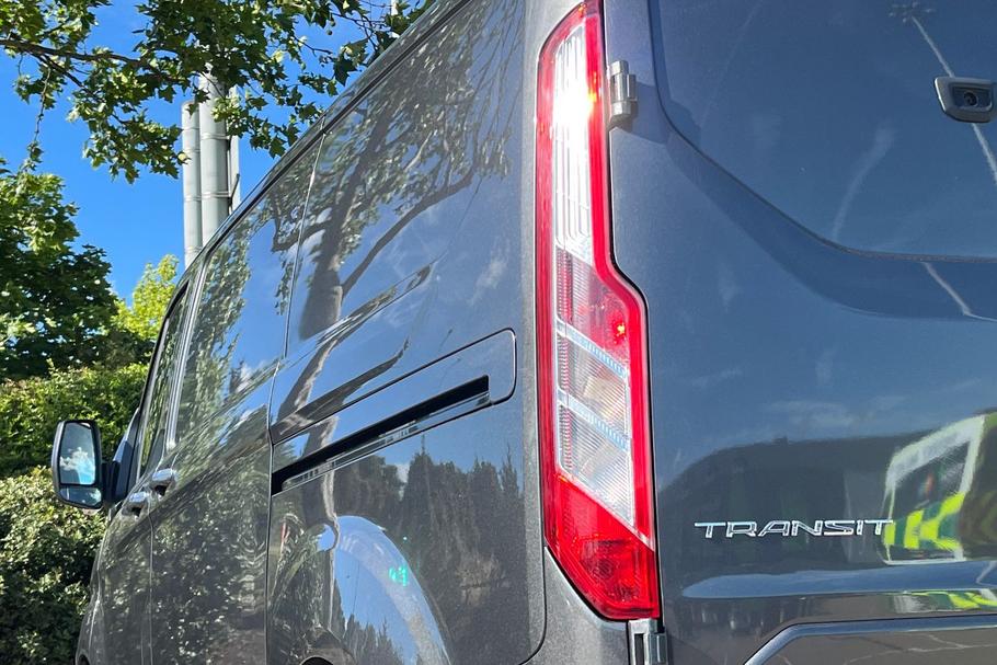 Used Ford TRANSIT CUSTOM LB73XYE 27