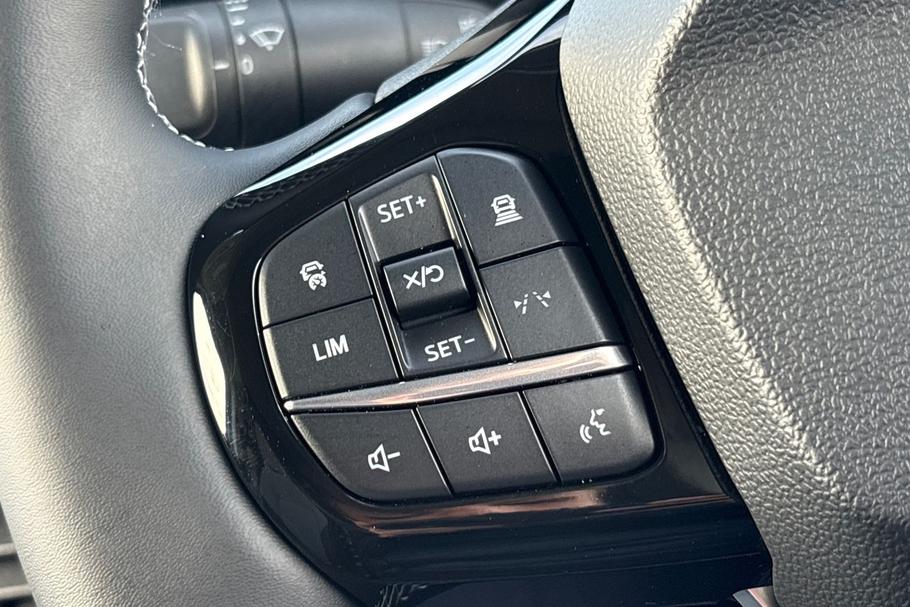 Used FORD E-TRANSIT COURIER CJ75EUM 18