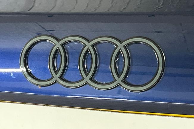Audi S3 Photo 35