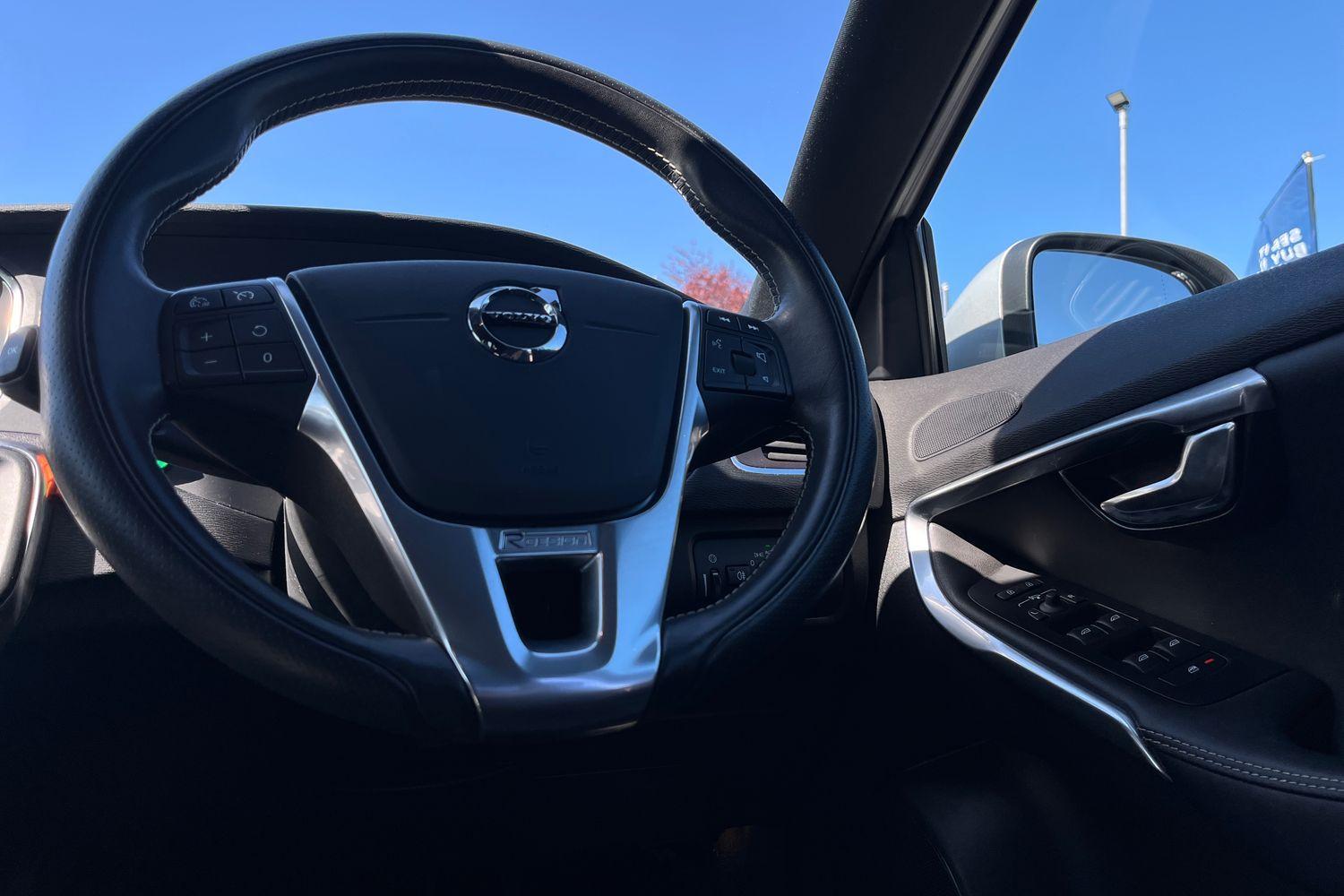 Volvo V40 Photo 11