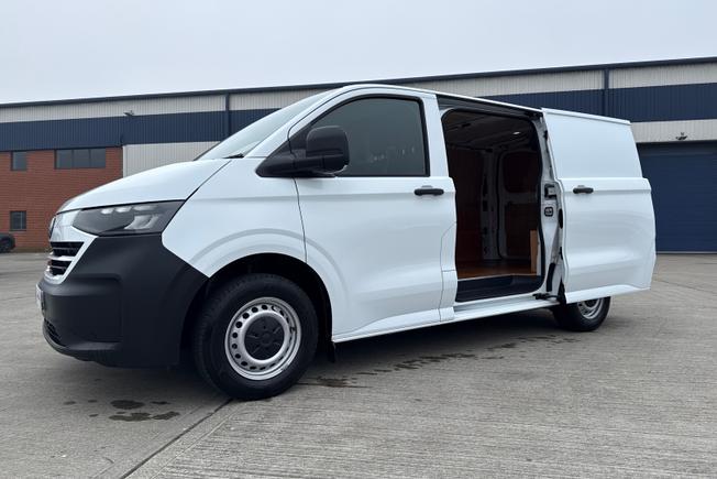 VOLKSWAGEN Transporter Photo 32