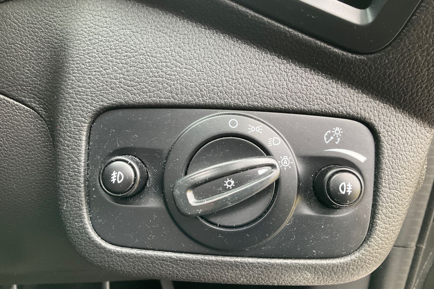 Ford KUGA Photo 34