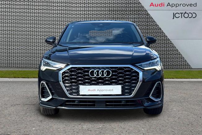 Audi Q3 Photo 8