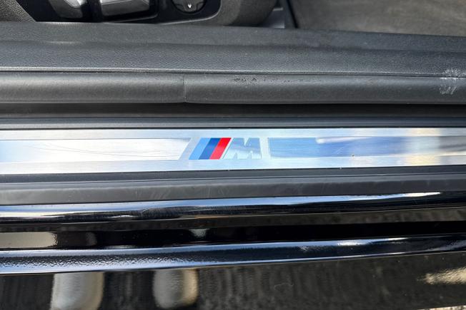 BMW 2 Series Photo 29