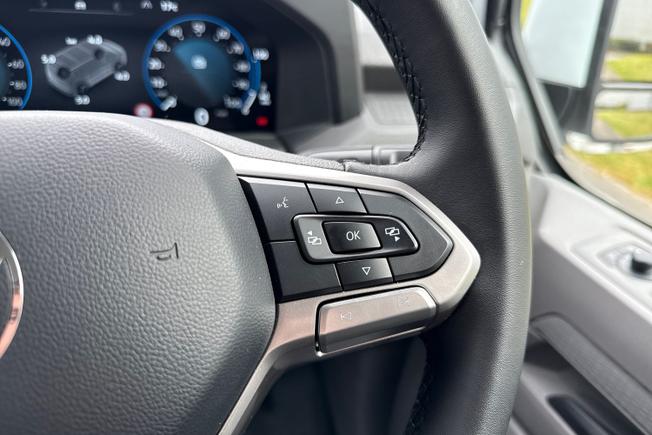 VOLKSWAGEN e-Transporter Photo 17