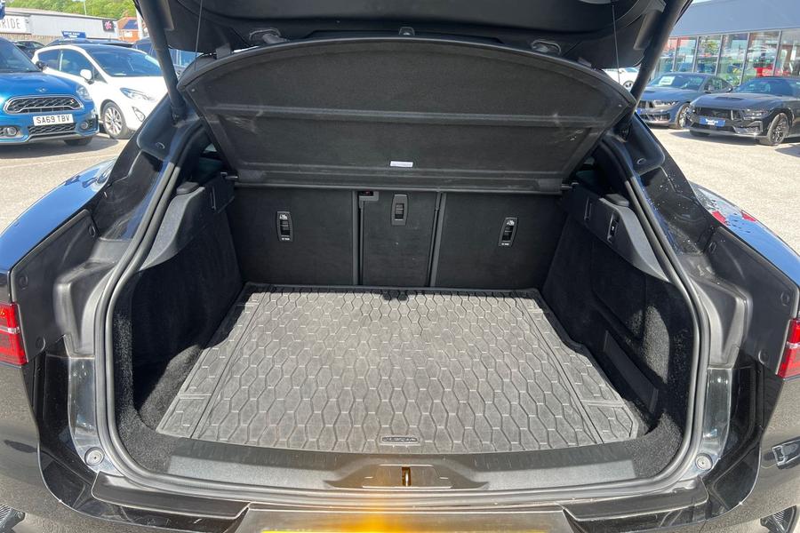 Jaguar I-PACE Photo autoimg-d44affc210e3c0decdd8c88412de0b0876bc5d51.jpg