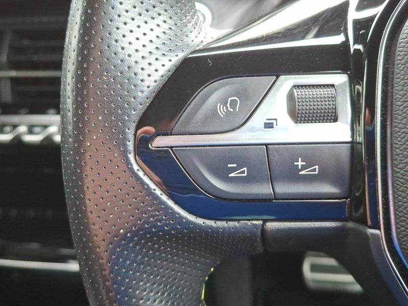 Used Peugeot E-2008 OY21RBZ 22