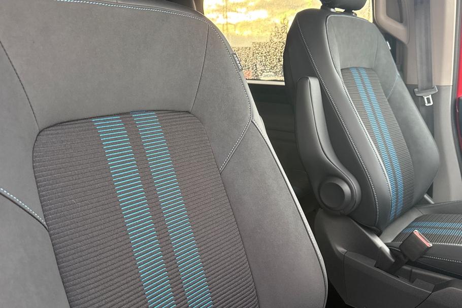 Used Ford E-Transit Custom SG25VLN 18