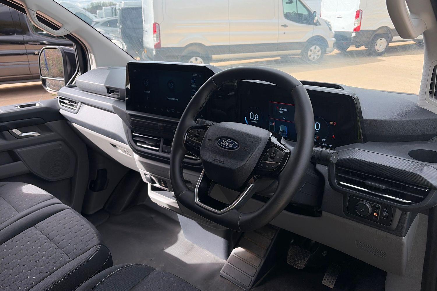 Ford TRANSIT CUSTOM Photo 13