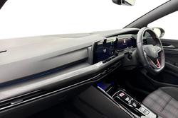 VOLKSWAGEN Golf Photo 2