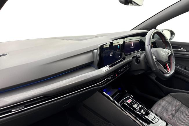 VOLKSWAGEN Golf Photo 2