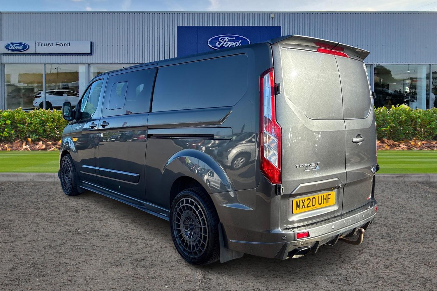 Ford TRANSIT CUSTOM Photo 1