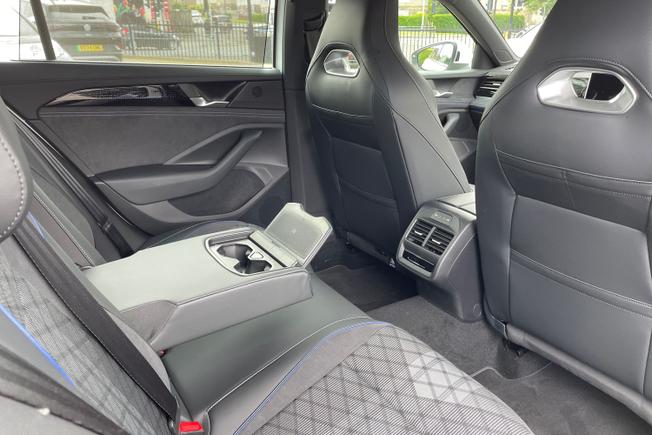 VOLKSWAGEN Passat Photo 33