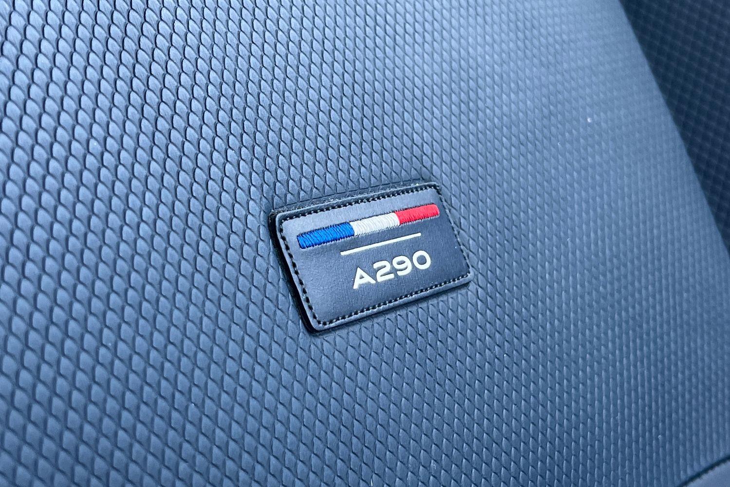 Alpine A290 Photo 39