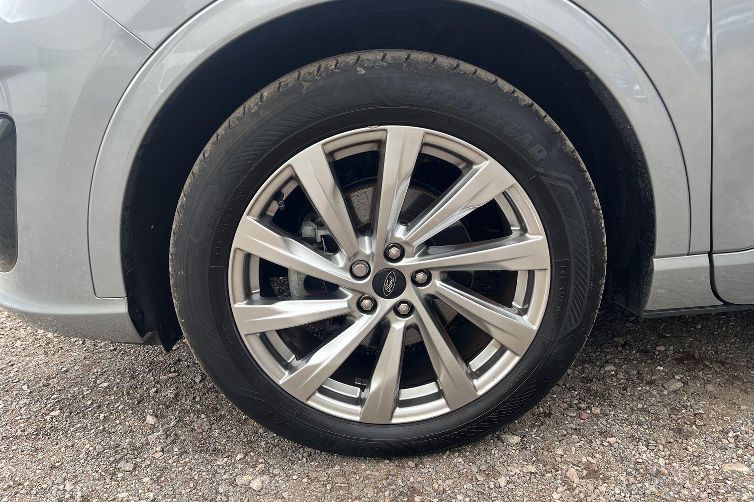 Ford KUGA Photo 7
