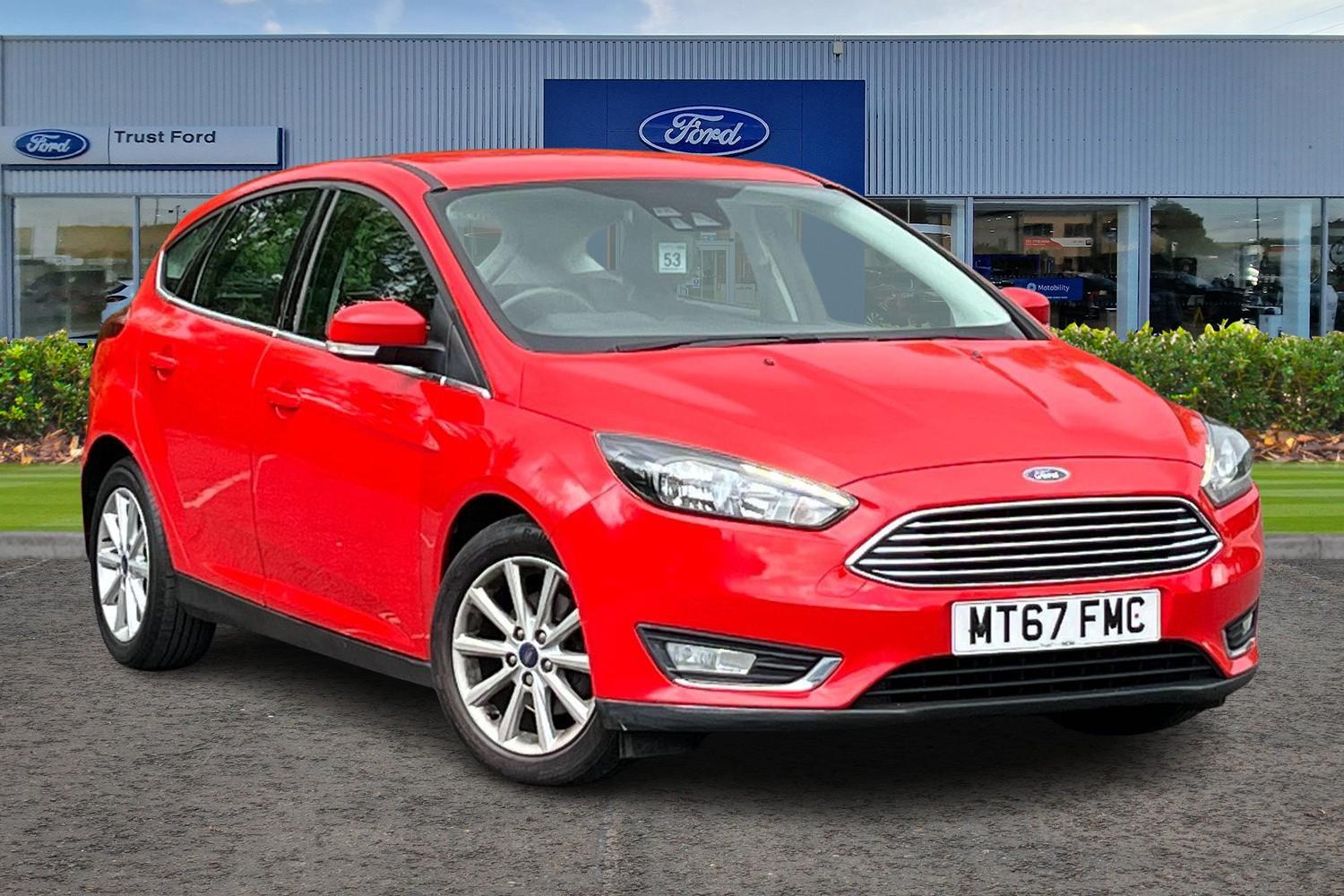 Ford FOCUS Photo 0