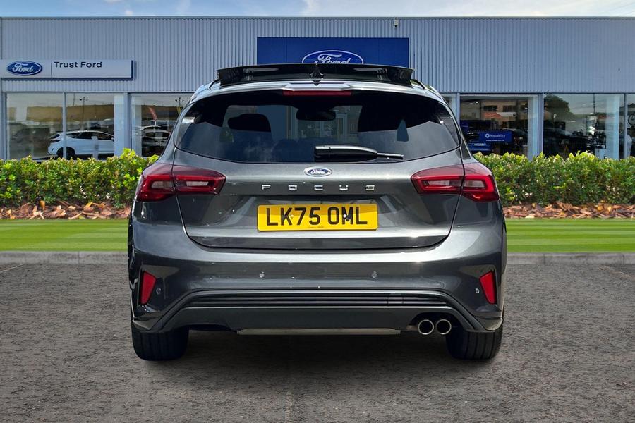 Ford Focus Photo autoimg-d45eb15d1733537d040330d124352687b816d84a.jpg