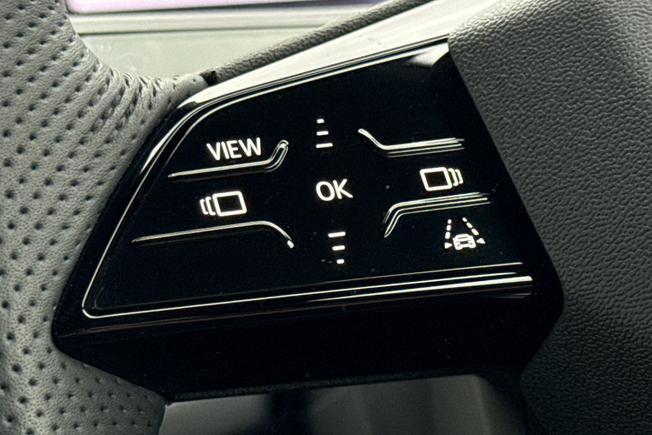 Audi Q3 Photo 16