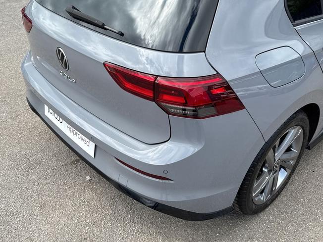 VOLKSWAGEN Golf Photo 22