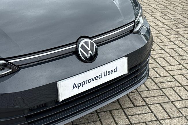 Volkswagen Golf Photo 21
