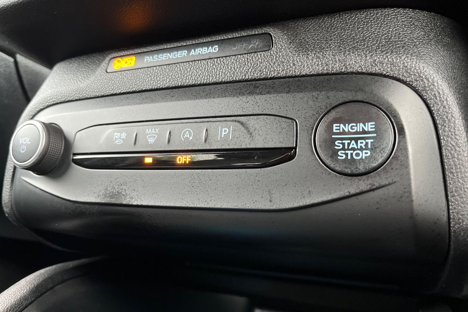 Ford FOCUS Photo 32