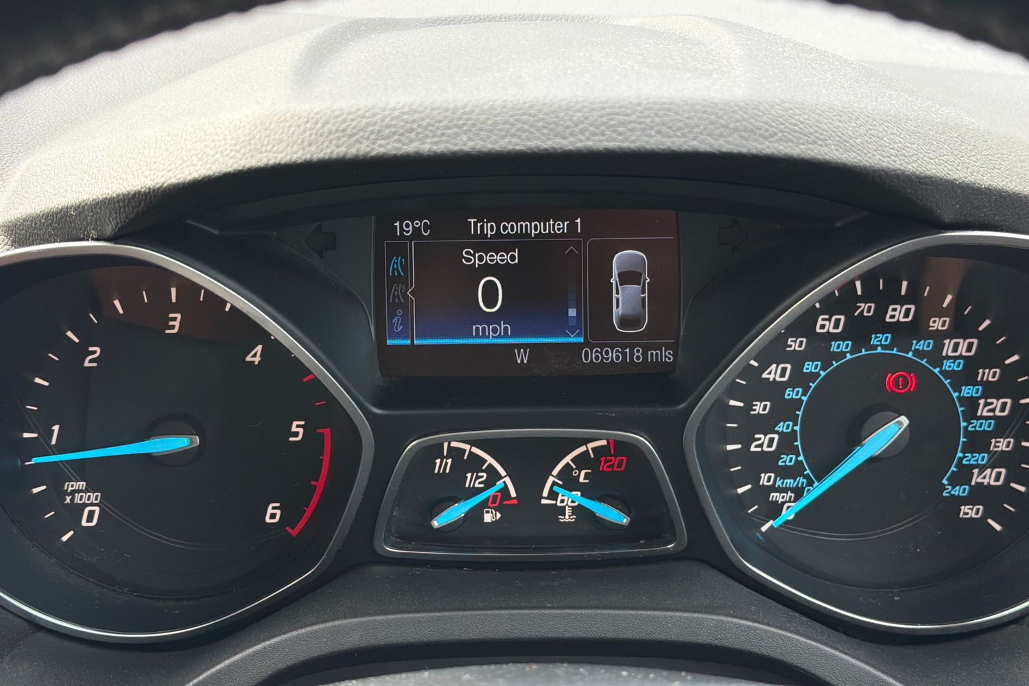 Ford KUGA Photo 12