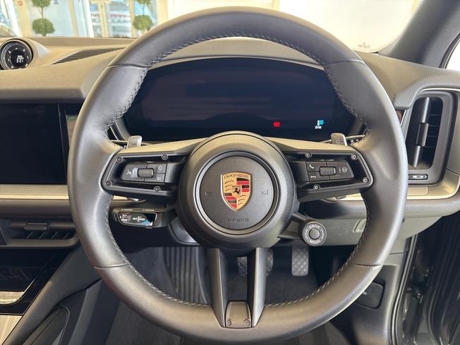 PORSCHE Cayenne Photo 17