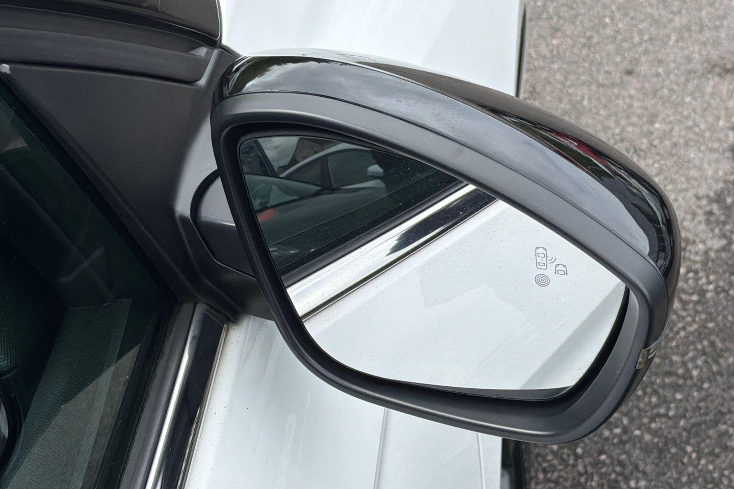 Vauxhall CORSA Photo 29