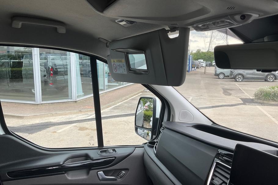 Used Ford TRANSIT CUSTOM YL72KHR 37