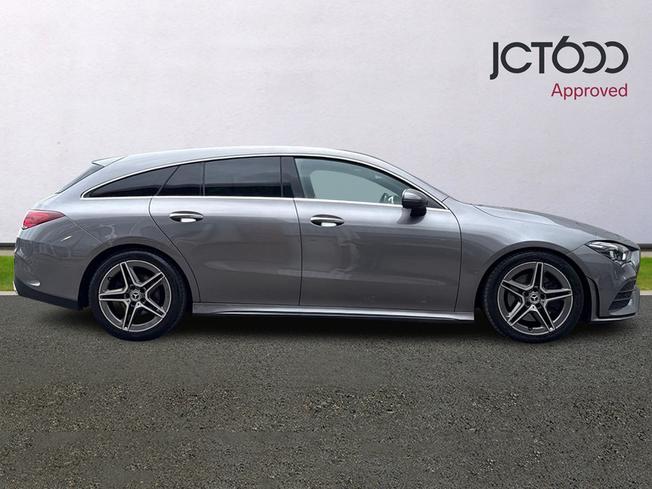 MERCEDES-BENZ CLA Photo 4
