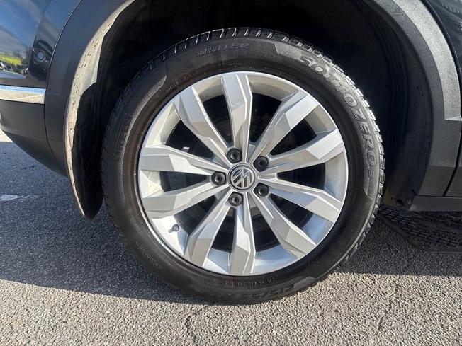 Volkswagen T-Roc Photo 21