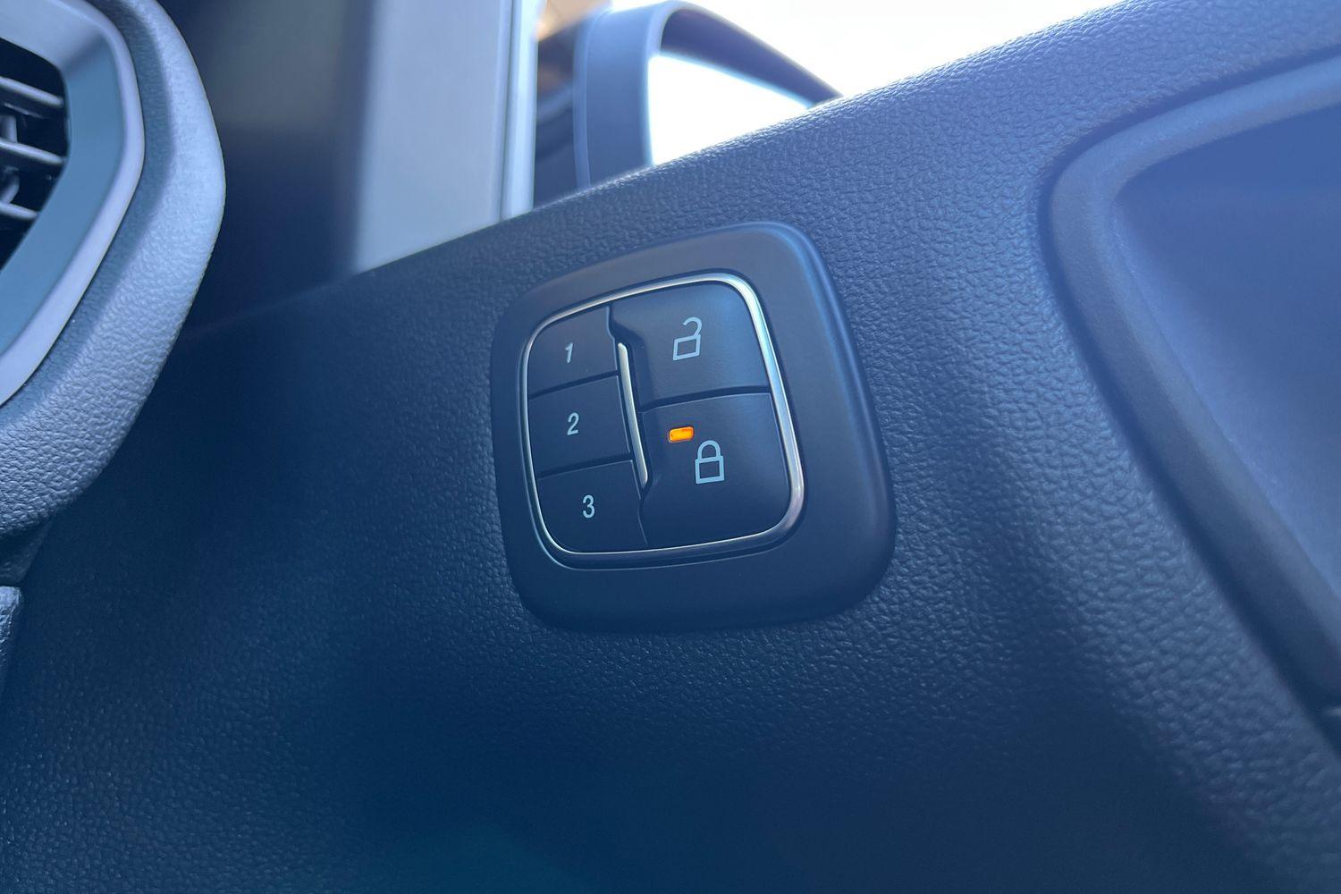 Ford Kuga Photo 22