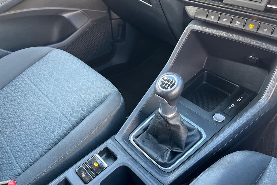 Used Ford TOURNEO CONNECT YGZ7612 38