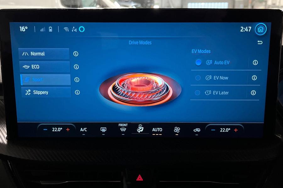 Ford KUGA Photo autoimg-d47e09e3d74e24f25601e7cdace80673e1239b8d.jpg