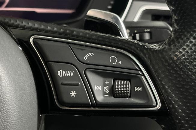 Audi RS5 Photo 17