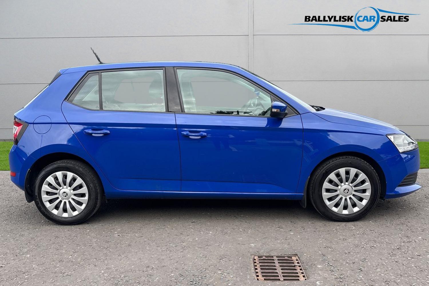 2019 Skoda Fabia 1.0 MPI 60PS S in Blue with 34K - vehicle photo 3 for sale on PureCar