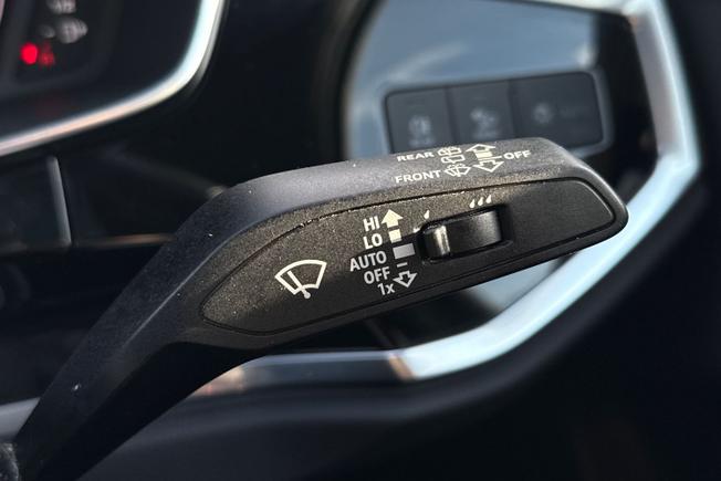 AUDI Q3 Photo 37