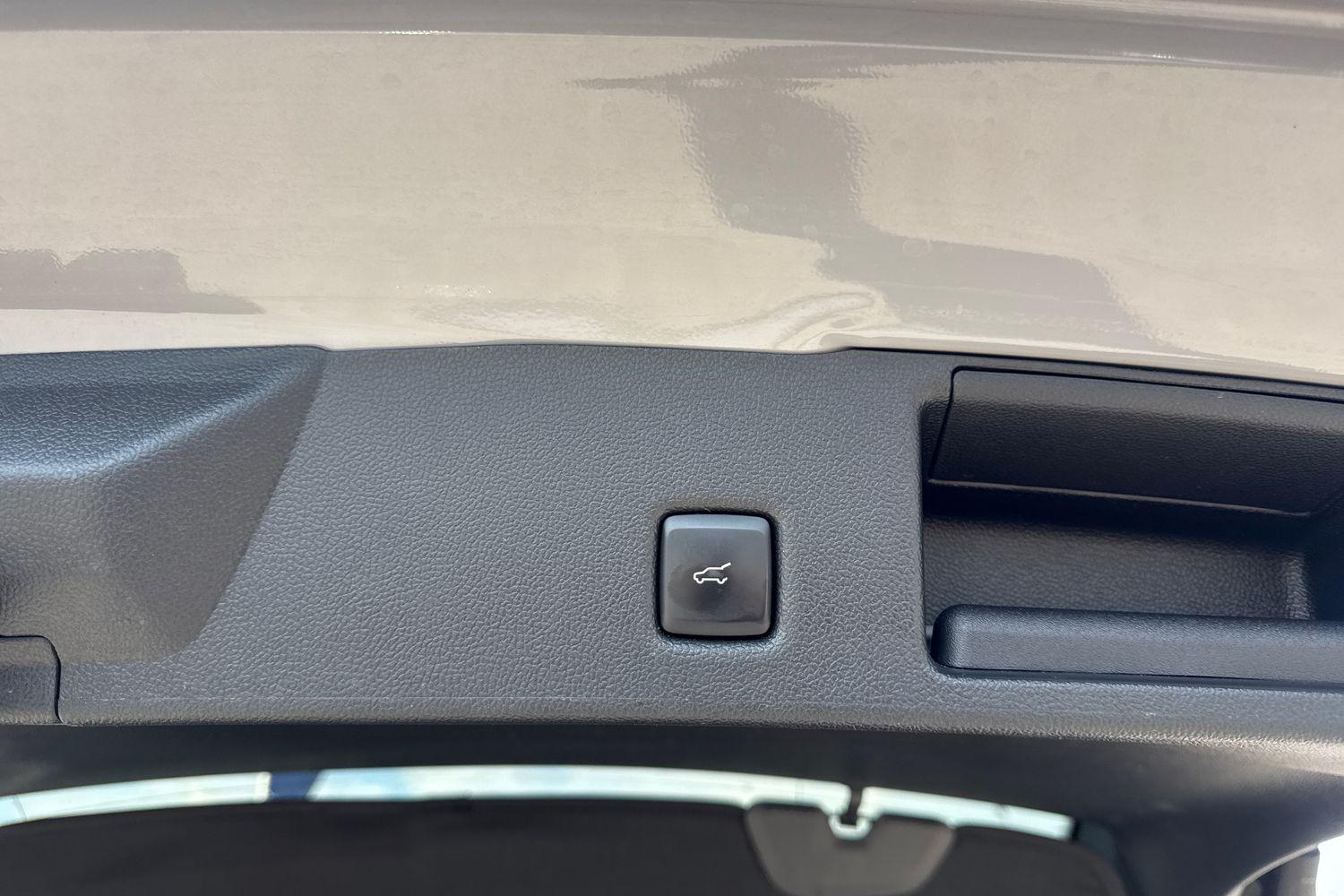 Ford KUGA Photo 37