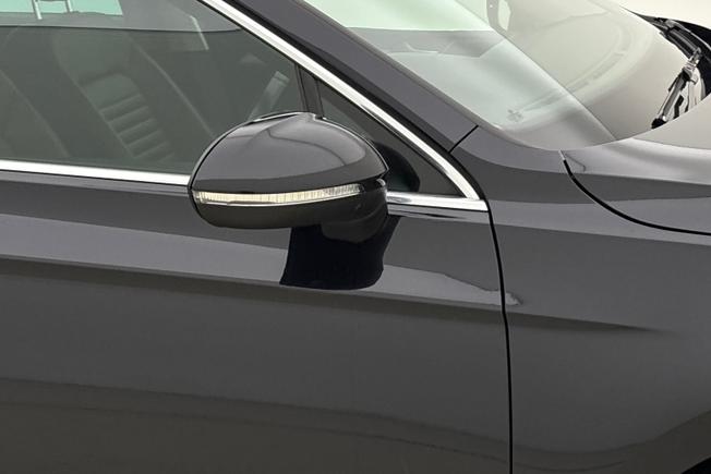 Volkswagen Passat Photo 20