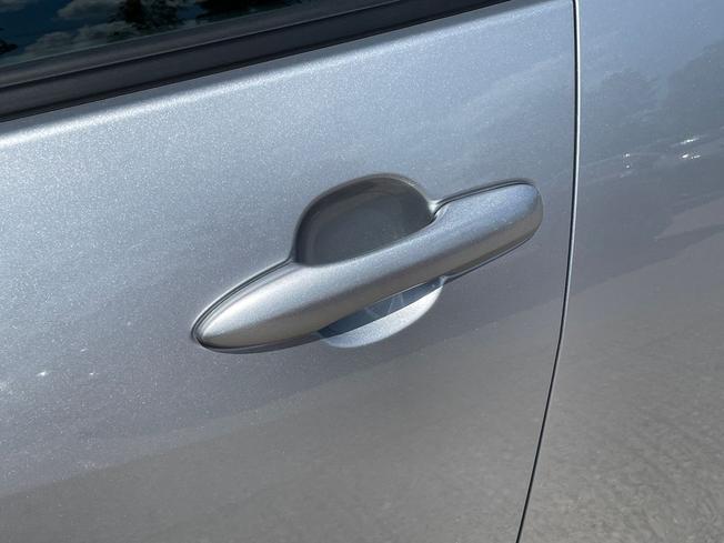 Toyota Yaris Photo 23
