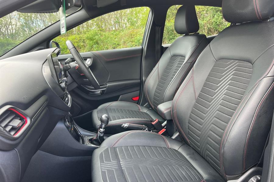 Ford PUMA Photo autoimg-d4890ceed76a84a2099cfe66768ca1199f9355f5.jpg