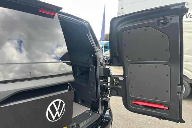 Volkswagen ID. Buzz Cargo Photo 28